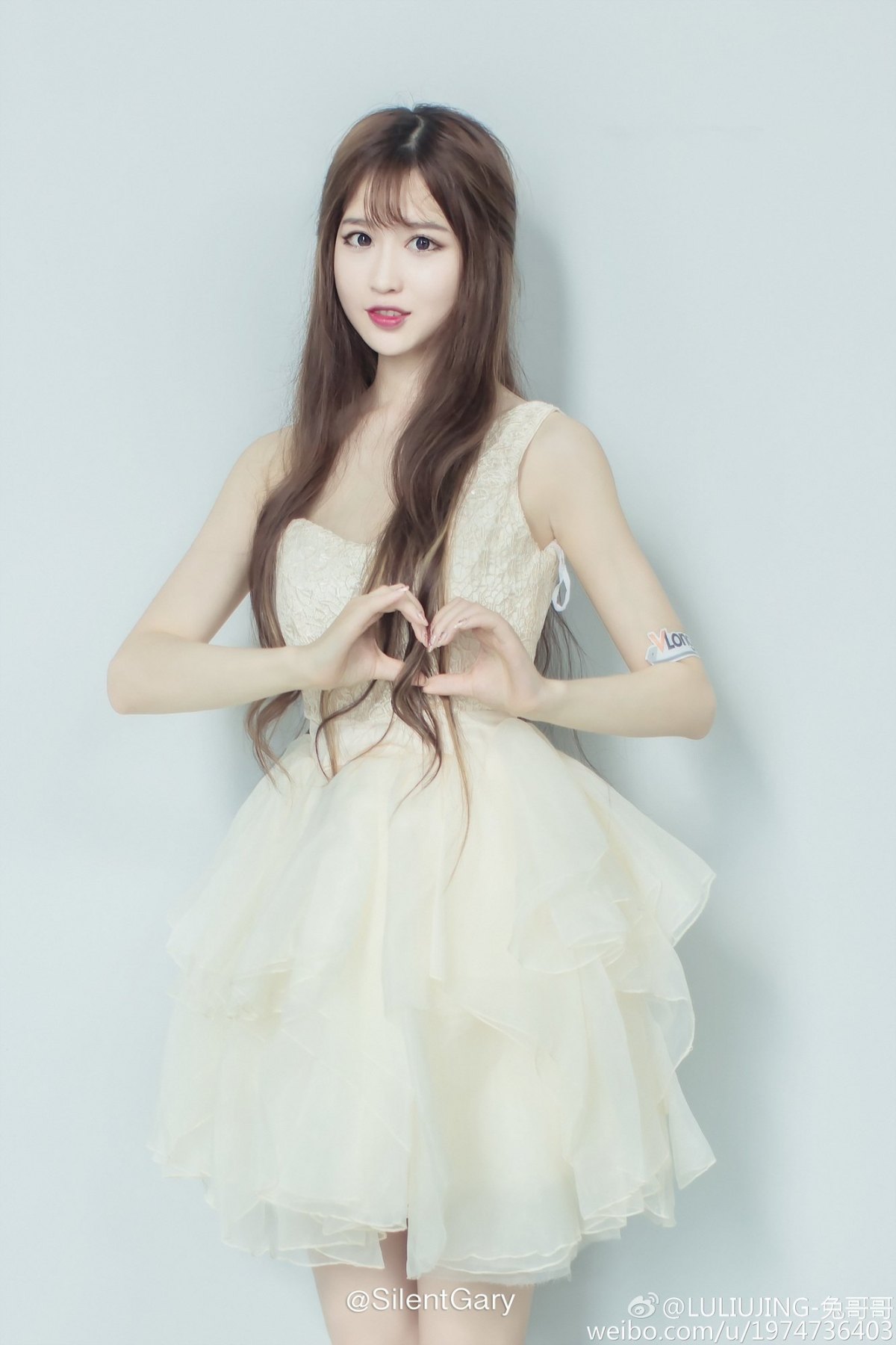 既有颜值又有身材的ChinaJoy美人LULIUJING兔哥哥