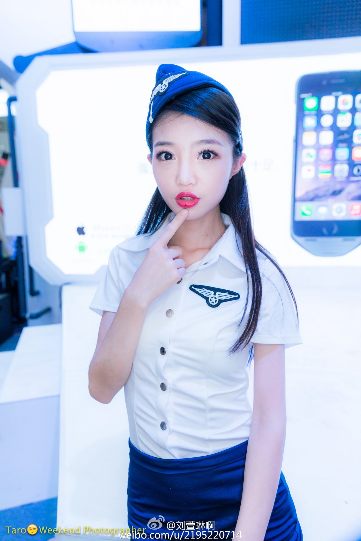 刘萱琳海马玩游戏展台主推showgirl模特