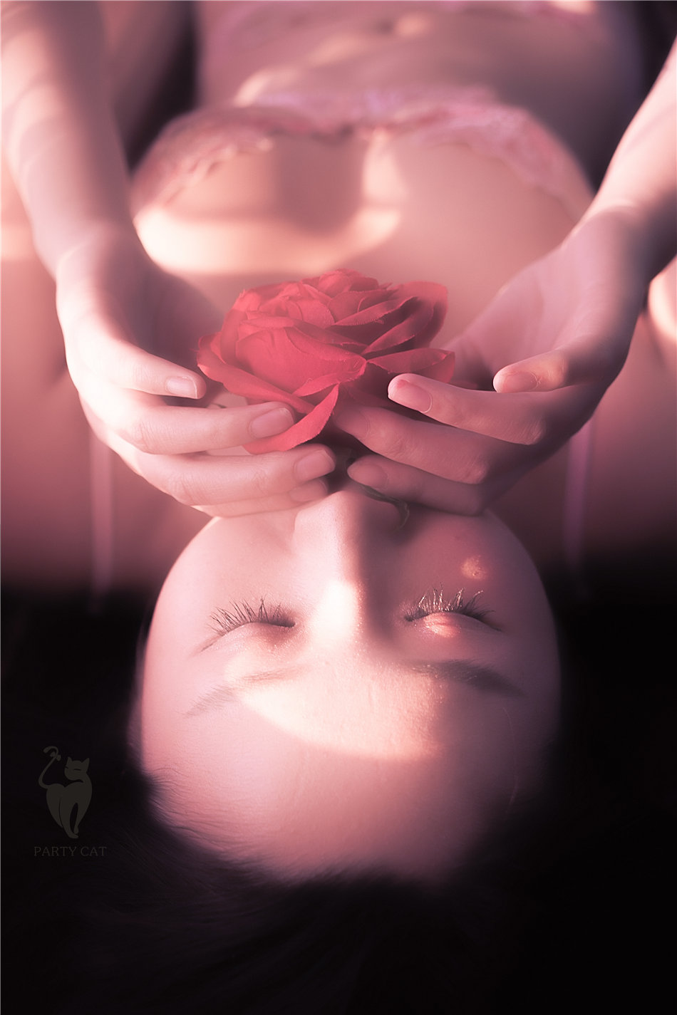 小家碧玉清纯白嫩少女七七性感内衣私房写真