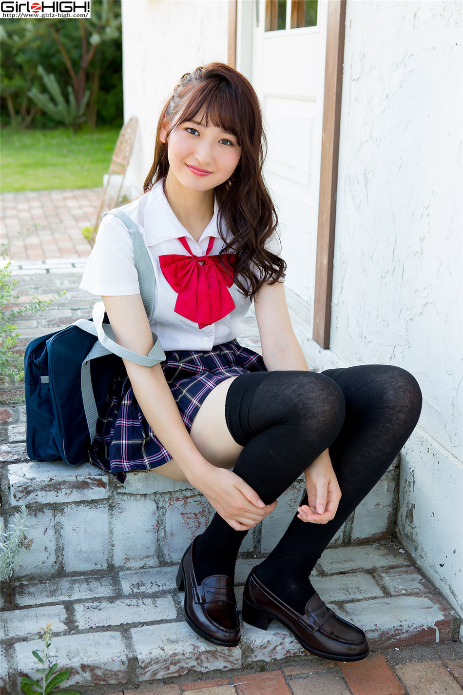 日本清纯少女近藤あさみ室外湿身性感诱惑人体写真