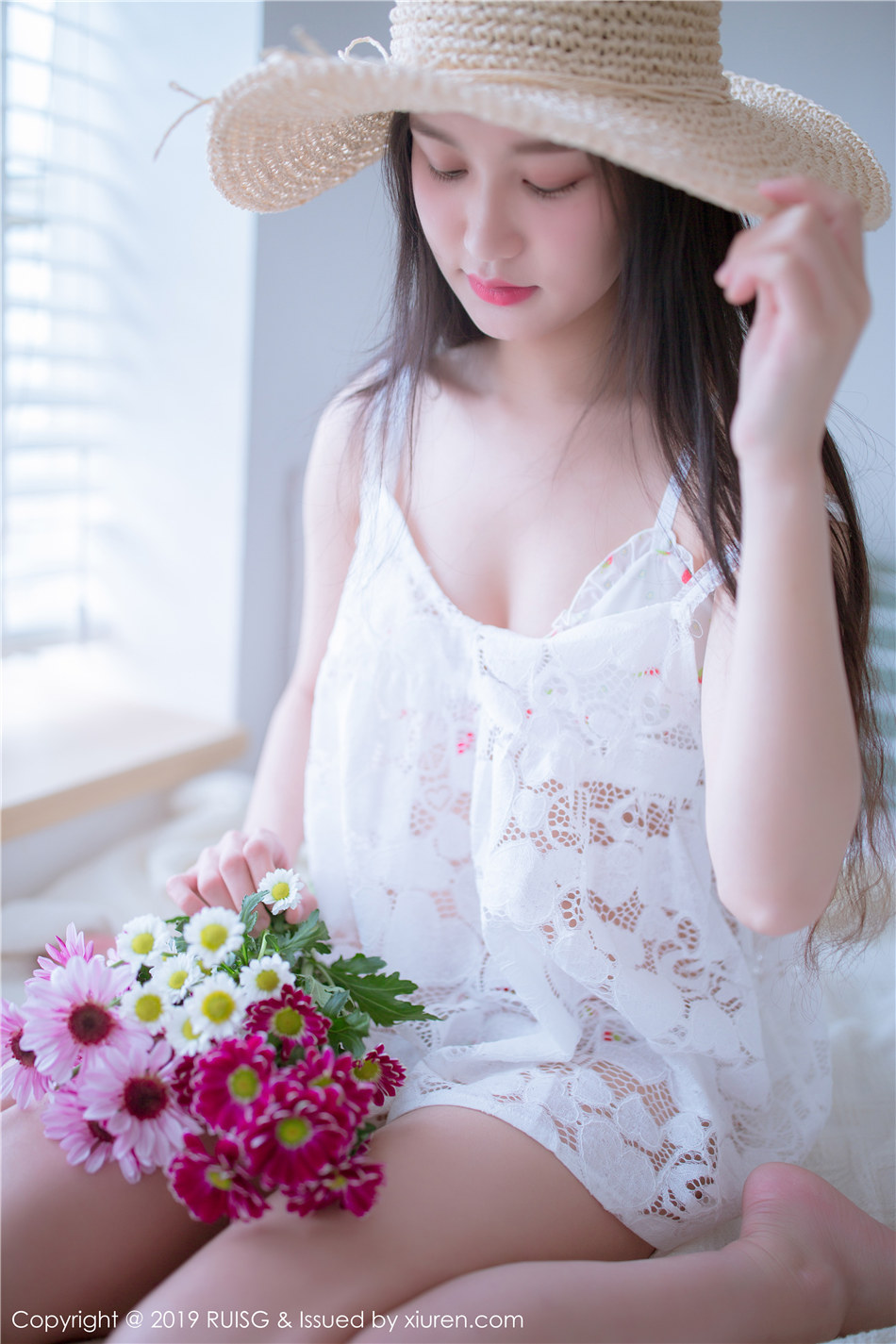 甜美可爱女孩深紫Julie室内性感睡衣白皙铜体魅惑写真